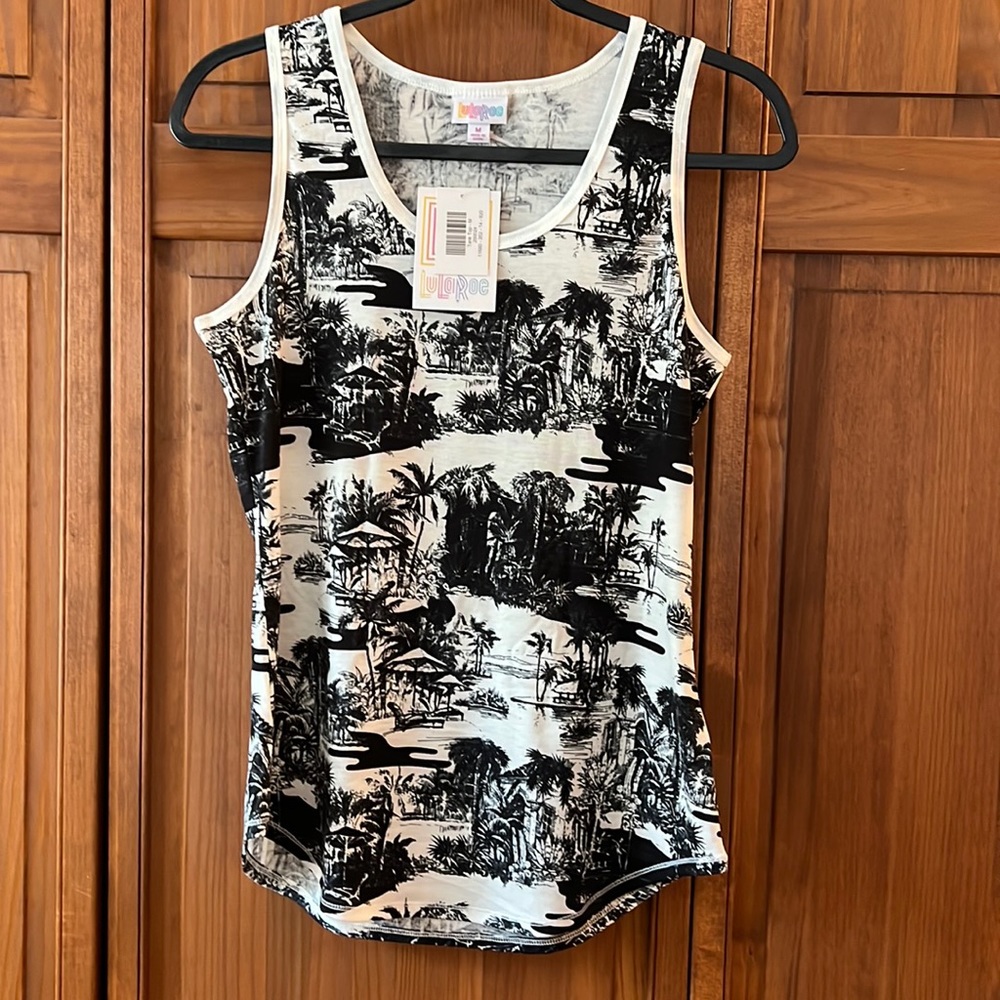 NWT LuLaRoe tank top M